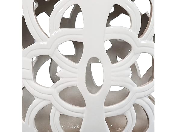 Sunnydaze Knotted Quatrefoil Ceramic Side Table