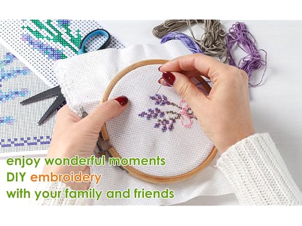 Friendship Bracelet String, 447 Skeins