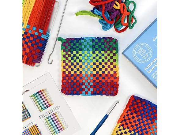 Friendly Loom 7” Traditional Potholder