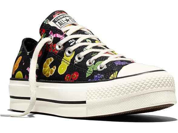 Converse Women Chuck Taylor All Star Lift Platform