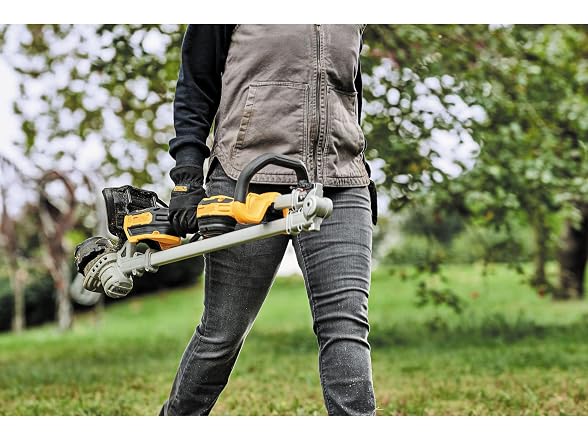 Dewalt DCST922B 20V MAX 14in Folding String Trimmer - Gallery 7