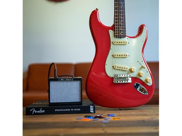 Fender Mini Deluxe Electric Guitar Amp, 3 Watts,