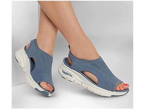 Skechers Women's Arch Fit - City Catch