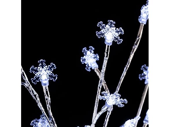 58"H Indoor/Outdoor Frosty Christmas Snowflake Tree