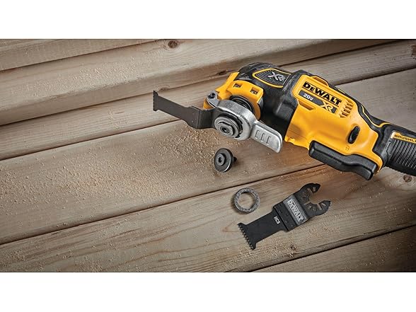 DEWALT DCS356C1 DEWALT 20V MAX XR Oscillating Tool Kit