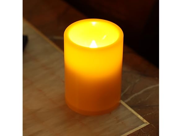 GiveU Flameless Flickering Plastic Led Candle, 6-Pack