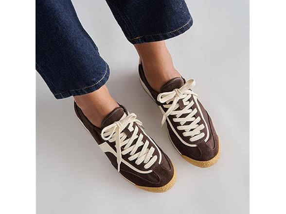 Dolce Vita Women's Sariya Sneaker