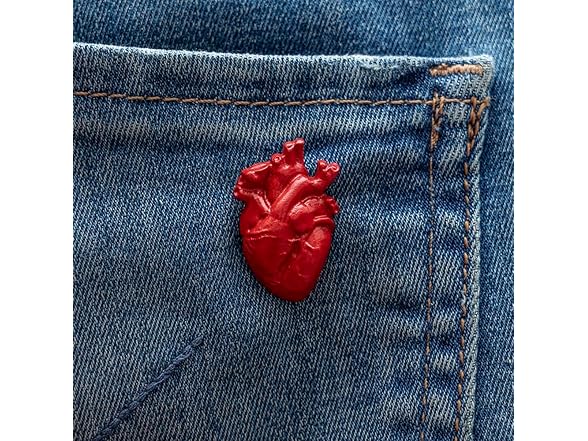 PONETE EL CORAZON PIN