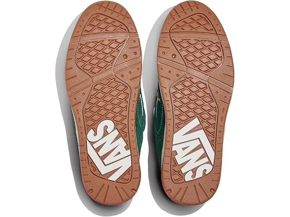 Vans Unisex Upland Shoe - '90s Retro Chunky