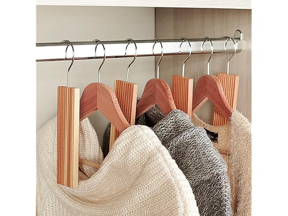 Household Essentials Cedar Hang Up Set, Brown