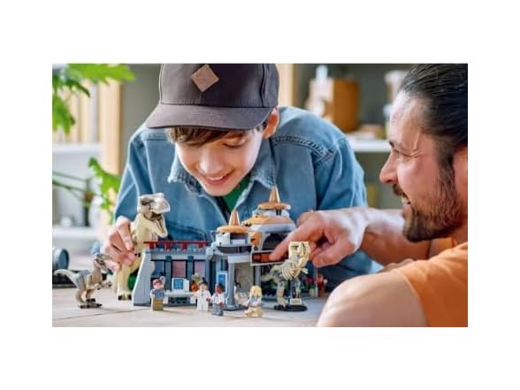 LEGO Jurassic Park Visitor Center (Open Box)