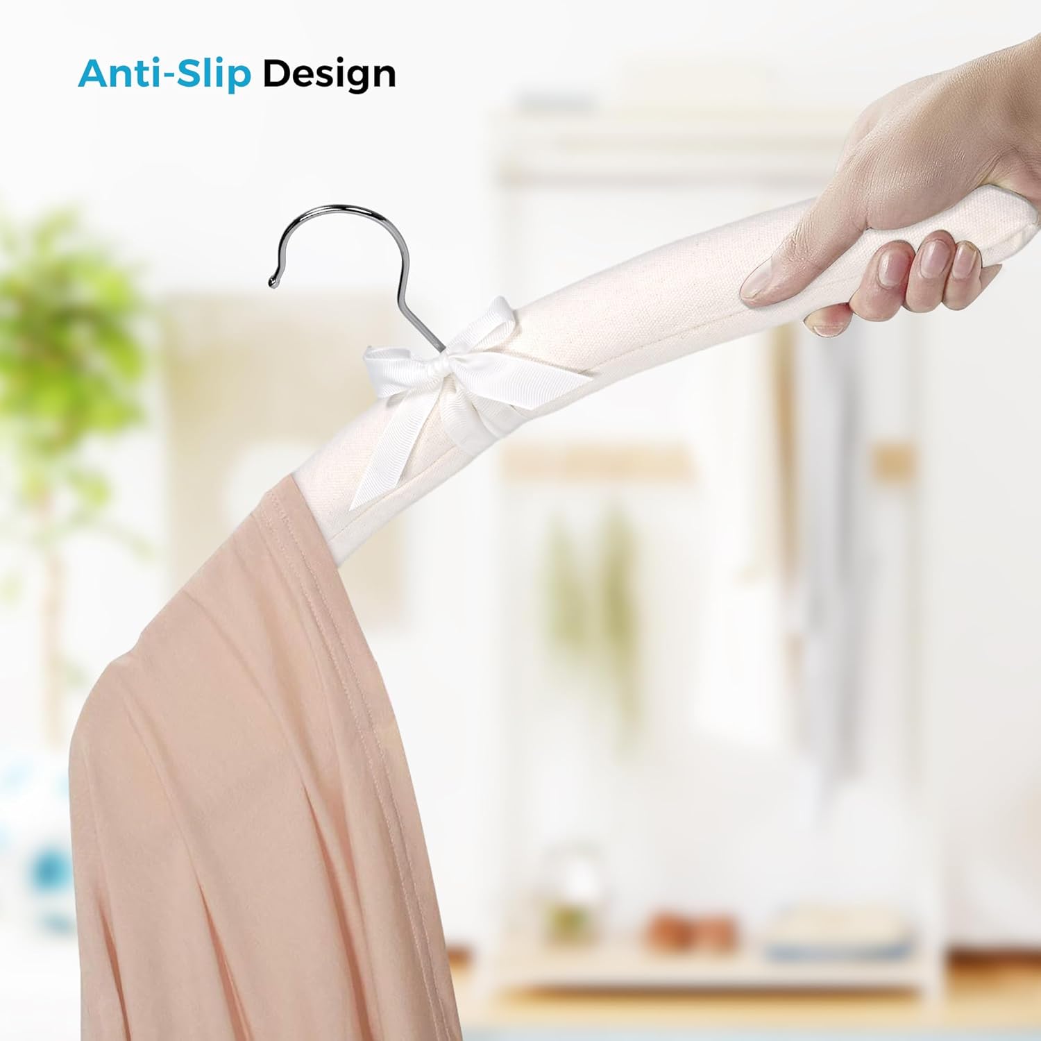 Sukkiri Homu 10-Pack Satin Padded Hangers - Gallery 5