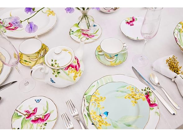 Miranda Kerr Australiana Teacup & Saucer White