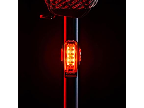 LEZYNE Strip Drive Pro Ai Alert Light