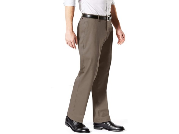 Dockers Men's Classic Fit Khaki Pants