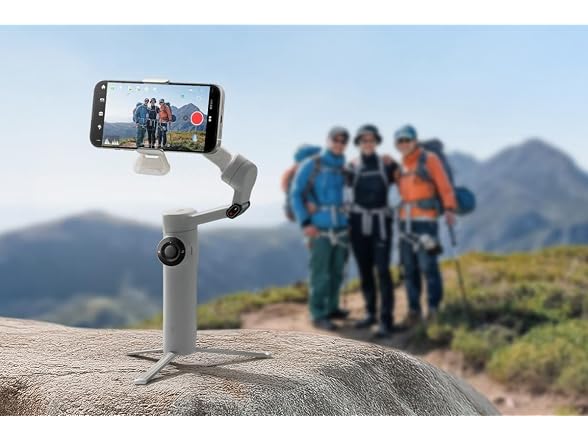 Insta360 Flow 2 Plus AI Tracker Bundle
