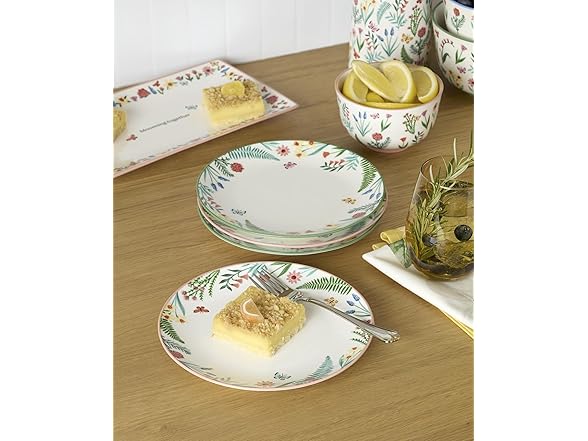 Oneida Dinnerware Set, First Blooms 4-Piece Accent Plates