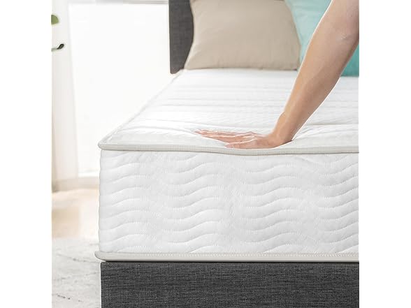Zinus 10 Inch Foam and Spring Hybrid Matress
