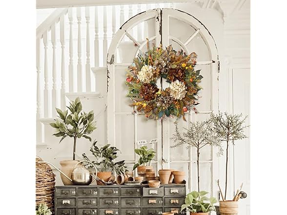 Rustic Hydrangea 24" Wreath