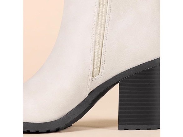 Amazon Essentials Women's Chelsea Boots