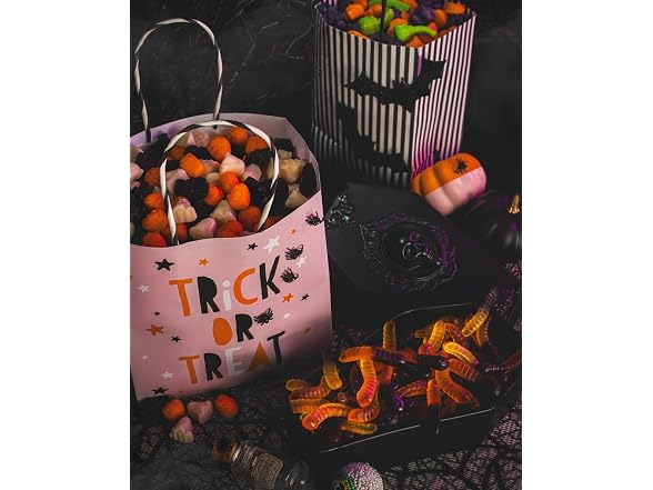 Albanese Spooktacular Gummies Halloween Candy