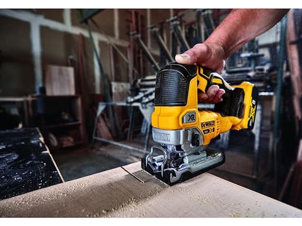 DEWALT DCS334B 20V MAX XR Jig Saw, Tool Only
