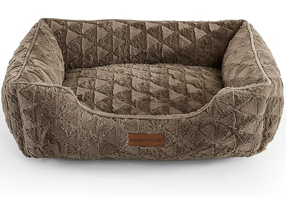 Modern Threads Ultra Soft Plush Pet Bed Medium