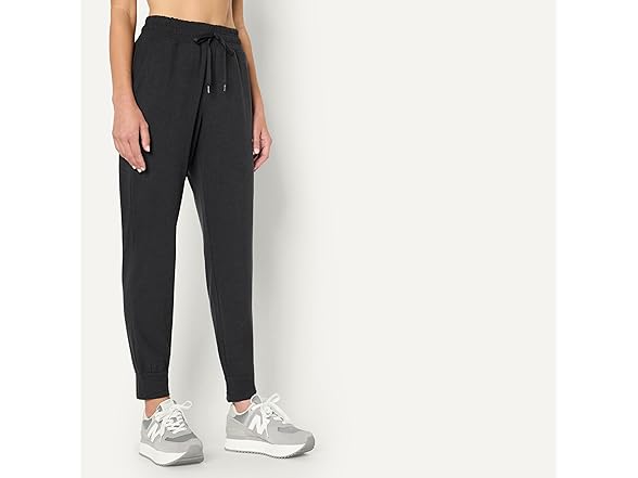 Amazon Essentials Womens Athletic Fit Jogger
