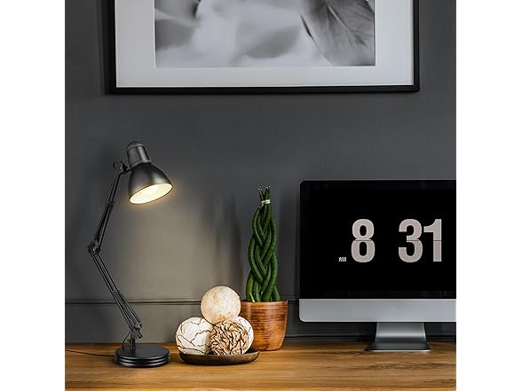 GLOBE Swing Arm Desk Lamp 28in Black