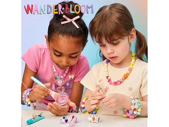 Wander Bloom Beauty Playset