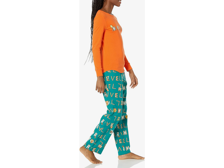 Amazon Essentials Women (L) Flannel Pajama Sets