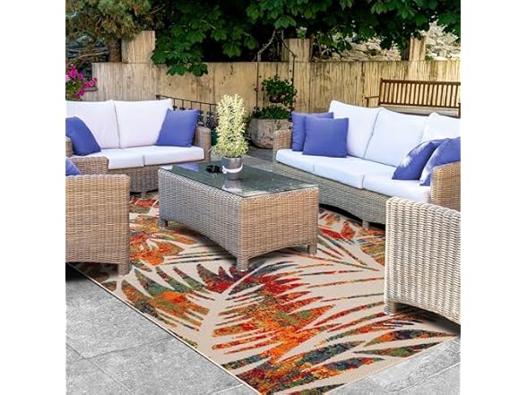 Superior Indoor Outdoor Rug Tropical Leaves