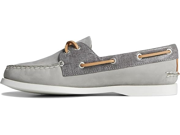 Sperry Womens Authentic Original 2-Eye Shoe