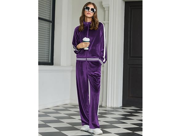 Ekouaer Women (S) Velvet Velor Piece Up Sweatshirt