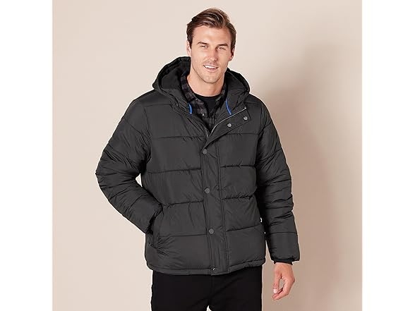 Amazon  Essentials Mens Hooded Puffer Coat Black XS