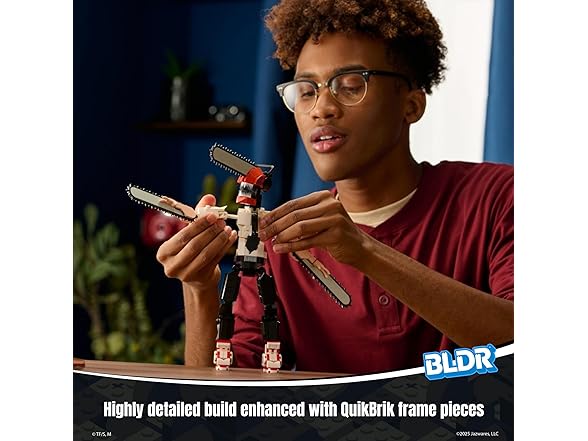 BLDR Chainsaw Man Buildable Action Figure Set