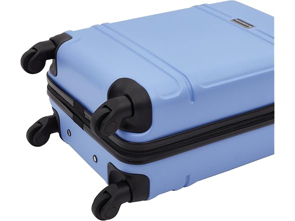 Travelers Club Skyline 22" Carry-On Spinner Luggage