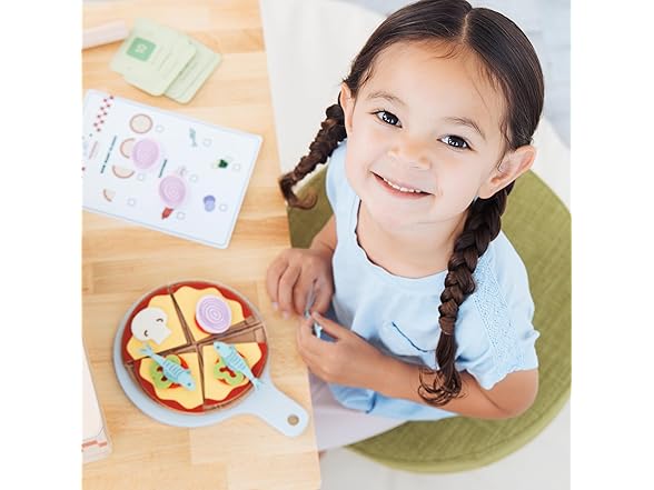 Pearhead Wooden Pizzeria Montessori Set, 38-Piece