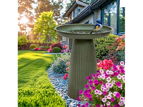 Sunnydaze Gleeful Garden Metal Bird Bath