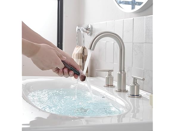 LEQ Bathroom Faucet for Sink 3 Hole