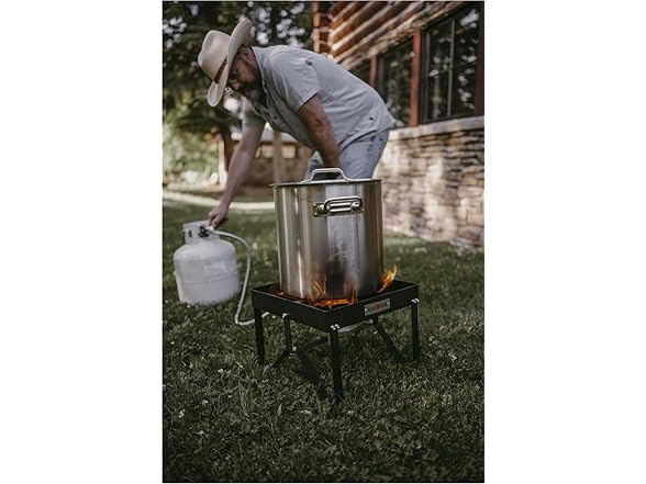 GasOne Outdoor Cooker