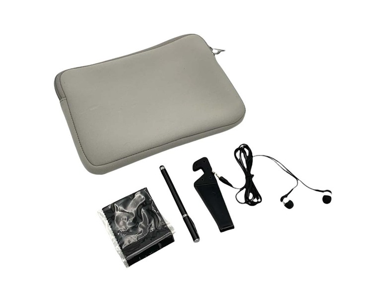 Digital Basics Tablet Essentials Starter Kit (Silver)