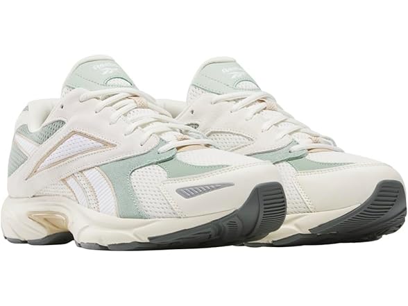 Reebok Unisex Road Prime Sneaker