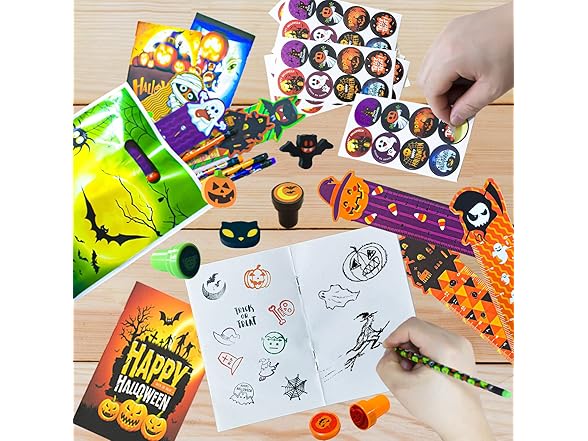 Keenvark 168 PCS Halloween Party Favors