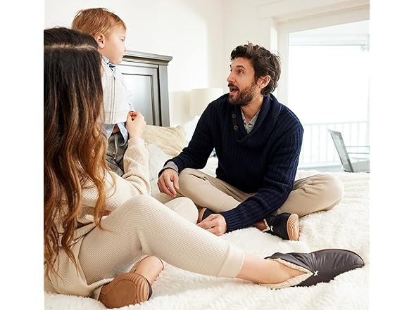 Dearfoams Indoor/Outdoor Warm Up Bootie