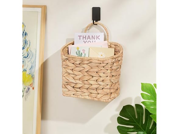 Set of 2 Hanging Basket, Wicker Wall