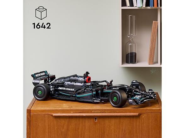 LEGO Technic Mercedes-AMG F1 W14 E Perfo