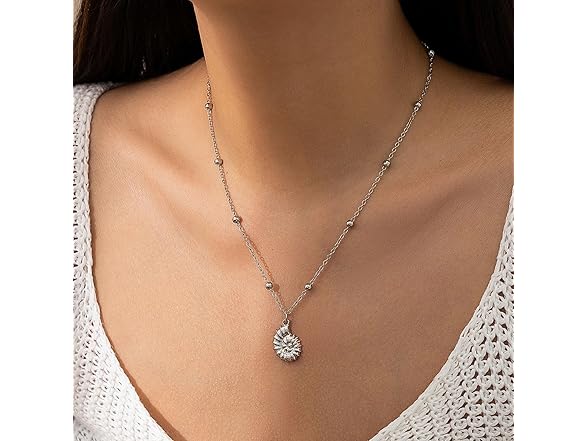 Red Yun En Gold Conch Necklace