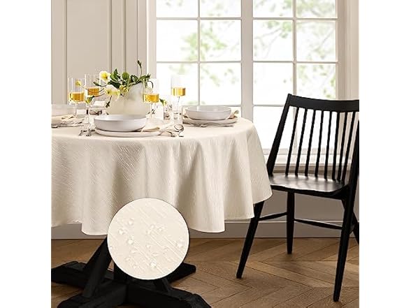 Elrene Ivory 90" Round Tablecloth