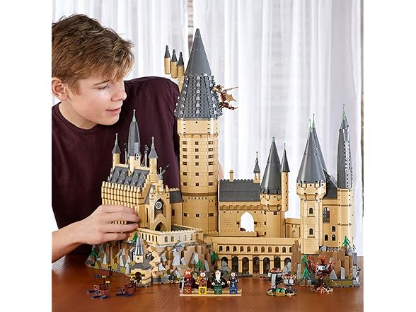 LEGO 71043 Hogwarts Castle